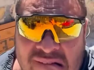 Priv69ley live webcam thumbnail