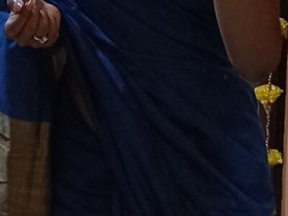 Priya_04 live webcam thumbnail