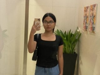 Provocative_Touch live webcam thumbnail