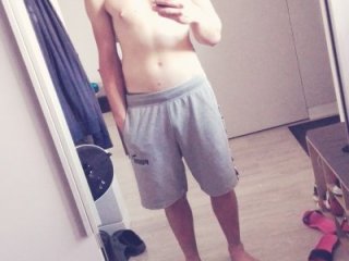 Przystojniak3095 live webcam thumbnail