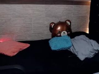 pretty_cristal22 live webcam thumbnail
