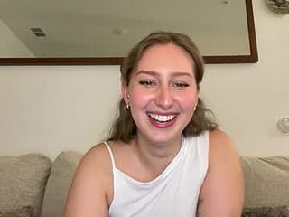 prettyangelll live webcam thumbnail