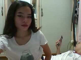 prety784828 live webcam thumbnail