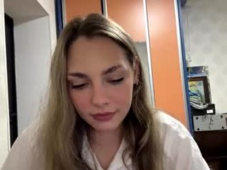 pricillahoinacki live webcam thumbnail