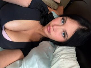priincesssmiaa live webcam thumbnail