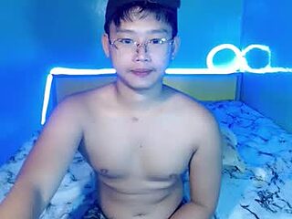 prince_valx live webcam thumbnail