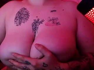 princess_pixielove live webcam thumbnail