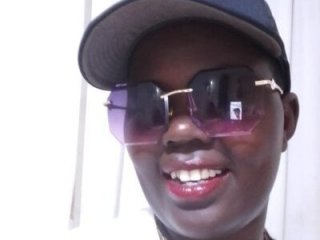 pritty-leila live webcam thumbnail