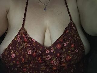 Purplesparkle1 live webcam thumbnail