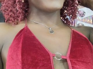 puca_ebony live webcam thumbnail