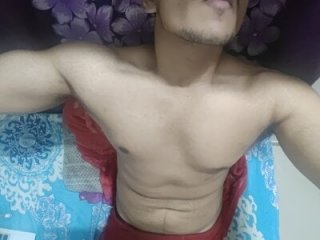pune_guy_111 live webcam thumbnail