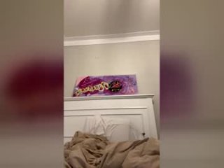 pweezy33 live webcam thumbnail