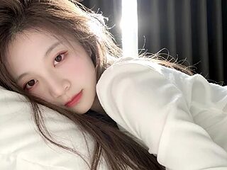 QQ-7890 live webcam thumbnail