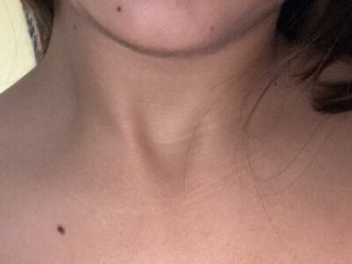 Queen_sofiyaa live webcam thumbnail