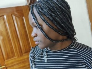 queen_denii live webcam thumbnail