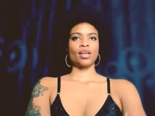 queendom_ing live webcam thumbnail
