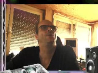 r_2d2_ live webcam thumbnail