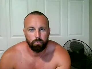 r_shackleford15 live webcam thumbnail