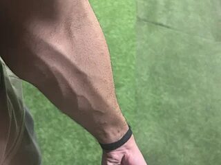 RaghavSinghvs live webcam thumbnail