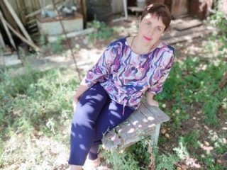 Rainbow_lady live webcam thumbnail