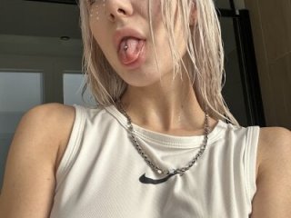 RanyThomson live webcam thumbnail