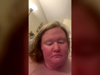 rachelredbbw live webcam thumbnail