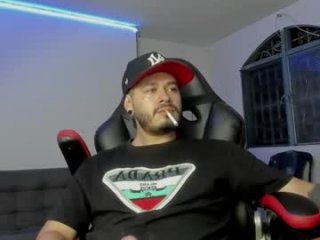 ragnar_lothbrok77 live webcam thumbnail