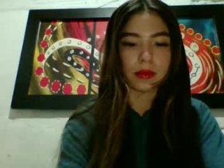 raquel2411 live webcam thumbnail
