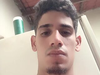 raul021999 live webcam thumbnail