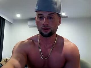 raulcortezofficial live webcam thumbnail