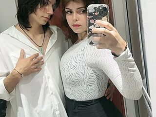 raven_n_matt live webcam thumbnail