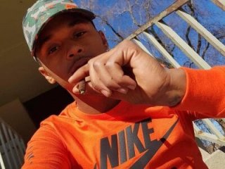 rayyymack live webcam thumbnail