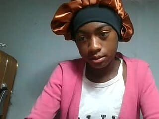 razafy922472 live webcam thumbnail
