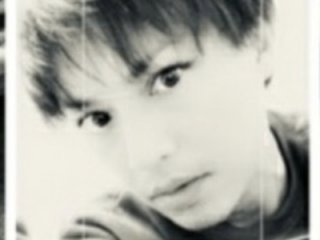 REIJI0323 live webcam thumbnail