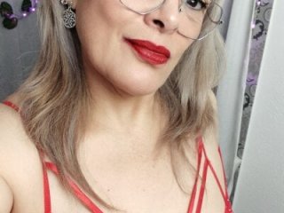 RebeccaThompson live webcam thumbnail