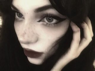 RedHeadCat live webcam thumbnail