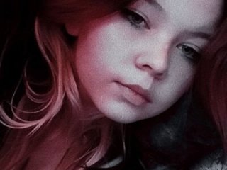 ReynaPlourde live webcam thumbnail