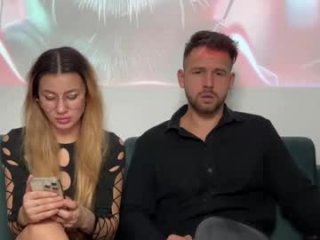 reallove_x live webcam thumbnail