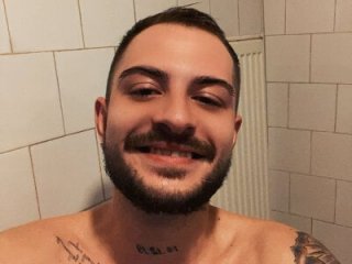 rebebia13 live webcam thumbnail