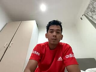 reizhne live webcam thumbnail