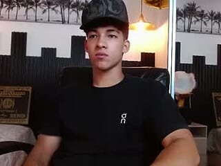 ren_storm live webcam thumbnail