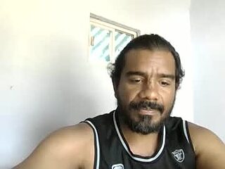 reydiaz665636 live webcam thumbnail