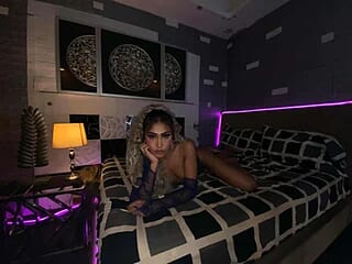 Rianne_calliope live webcam thumbnail