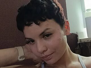 RicaSuave_69 live webcam thumbnail