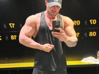 RikAdlerr live webcam thumbnail