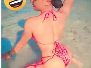 RiriShaz live webcam thumbnail