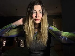 Rita_Tease live webcam thumbnail