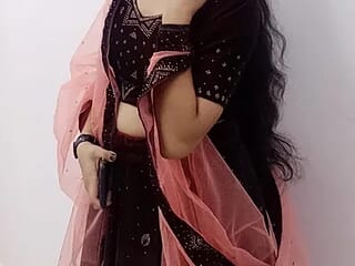 RiyaHottie1 live webcam thumbnail