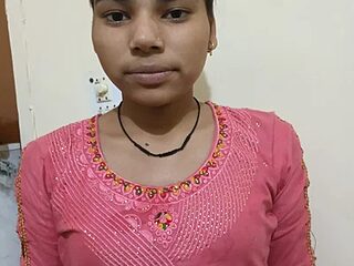 Riya_rani7 live webcam thumbnail