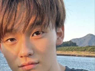 riku38777 live webcam thumbnail